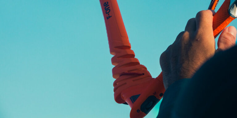 PHOTO FONE LINXBAR - Barre de kitesurf